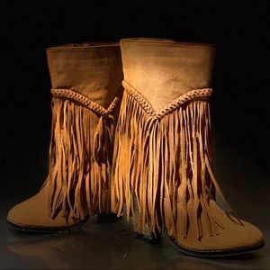 AXNY Brown Suede Fringe Boots